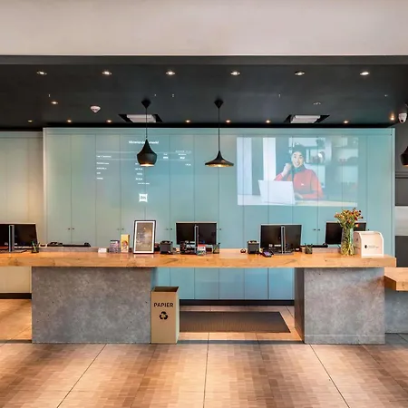 Ibis Centrum فندق