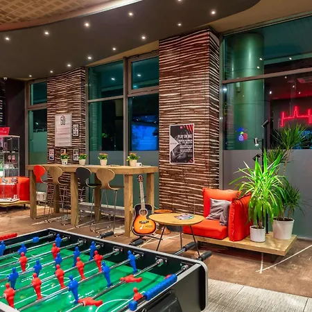 Ibis Centrum Otel Varşova