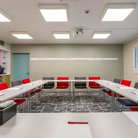 Ibis Centrum فندق