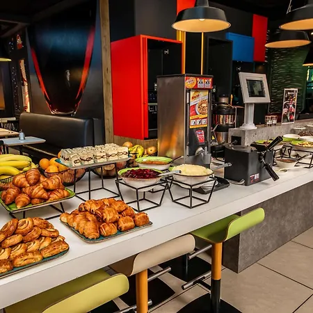 Ibis Centrum فندق وارسو