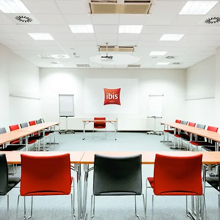 Ibis Centrum 2*
