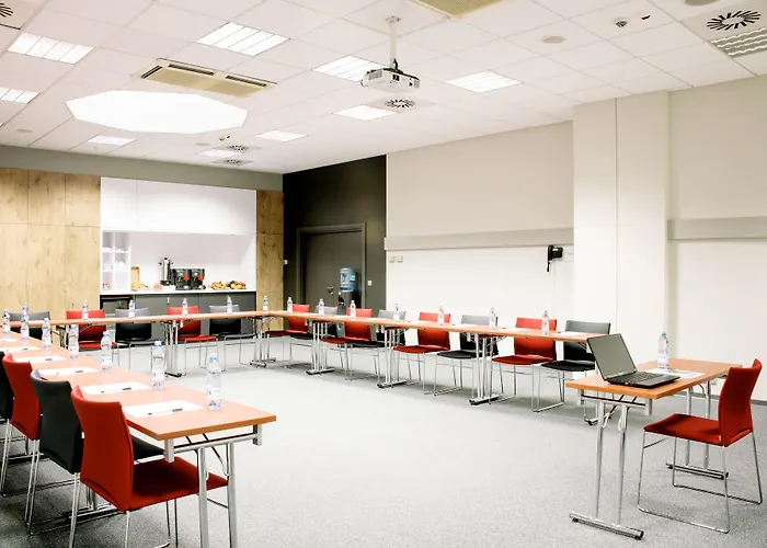 Ibis Centrum Hotel 2*