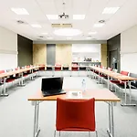 Ibis Centrum 2*