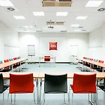 Ibis Centrum 2*