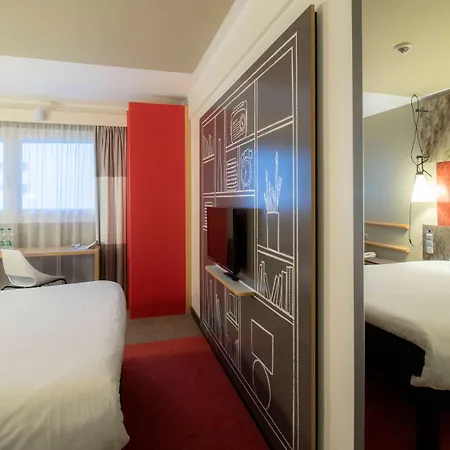 Ibis Centrum 2*