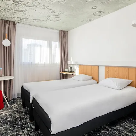 Ibis Centrum 2*