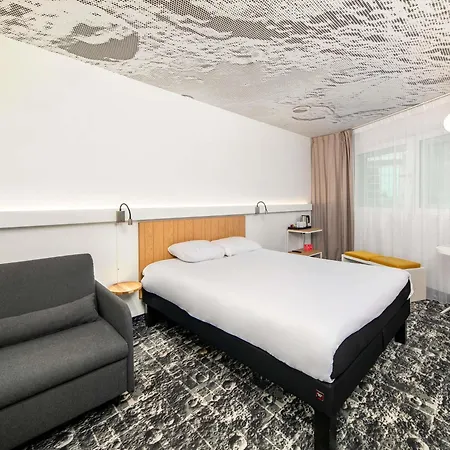 Ibis Centrum Hotel 2*