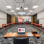 Ibis Centrum 2* وارسو