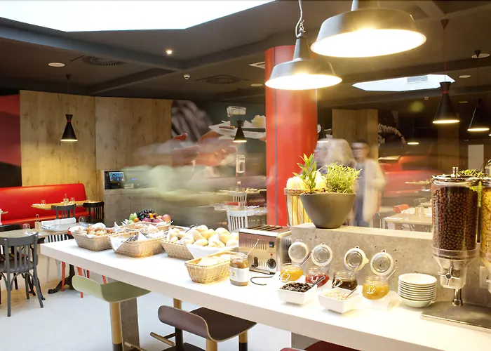 מלון Ibis Centrum 2*